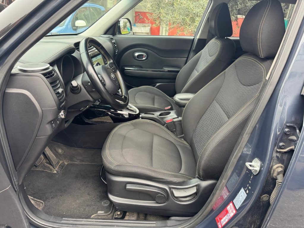 KIA Soul 1.6 CRDi You® Soul - 19