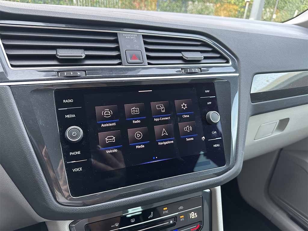 VOLKSWAGEN Tiguan Elegance 4motion dsg TELECAMERA POST IVA ESPOSTA - 29