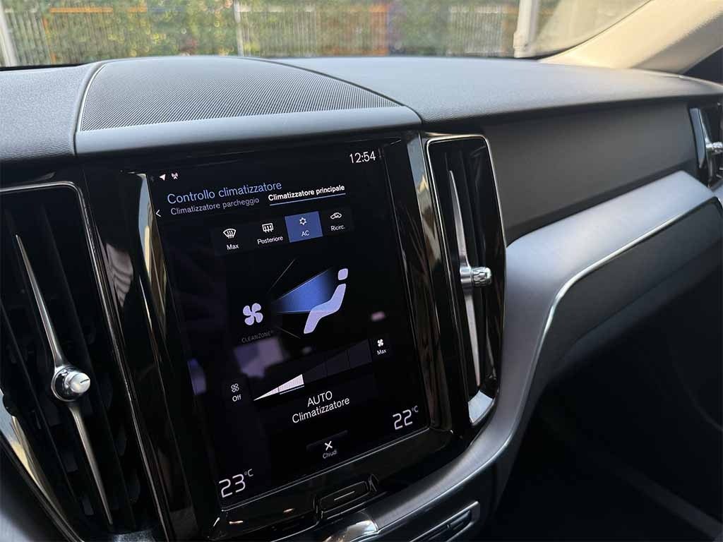 VOLVO XC60 2.0 d4 Business Plus geartronic TELECAMERA POST - 17