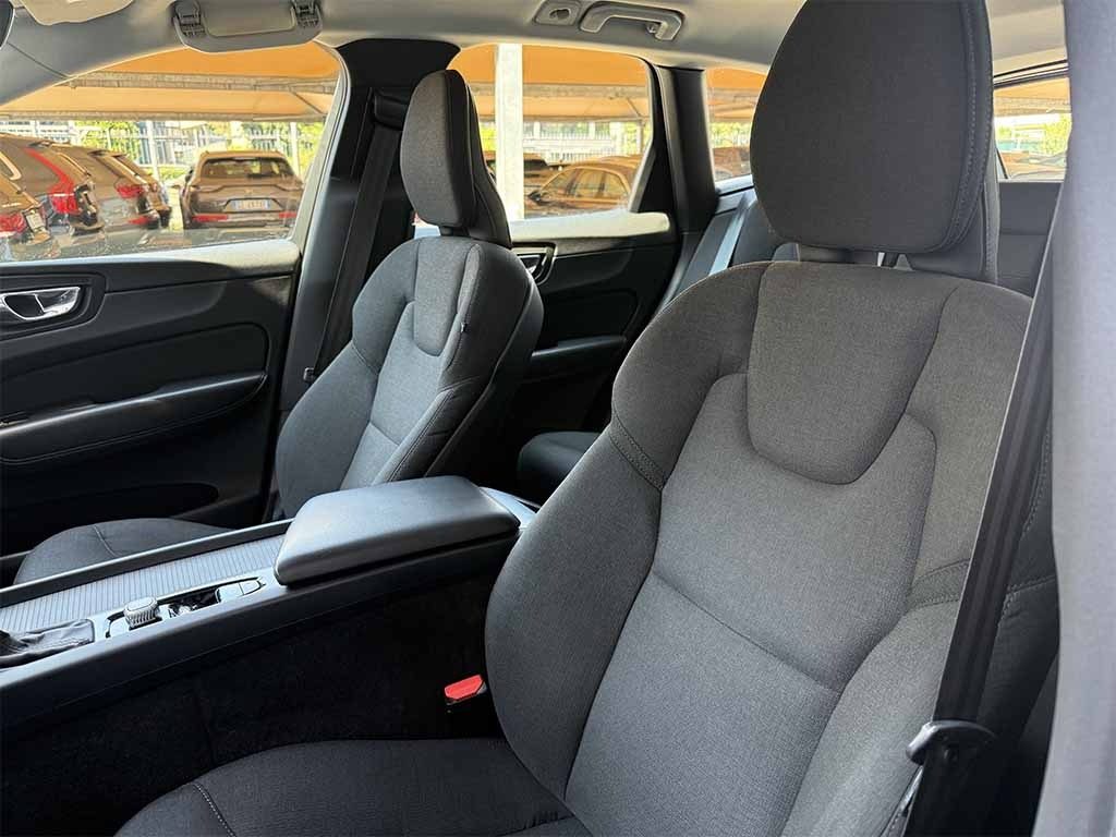 VOLVO XC60 2.0 d4 Business Plus geartronic TELECAMERA POST - 24