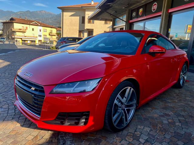 AUDI TT Rosso pastello