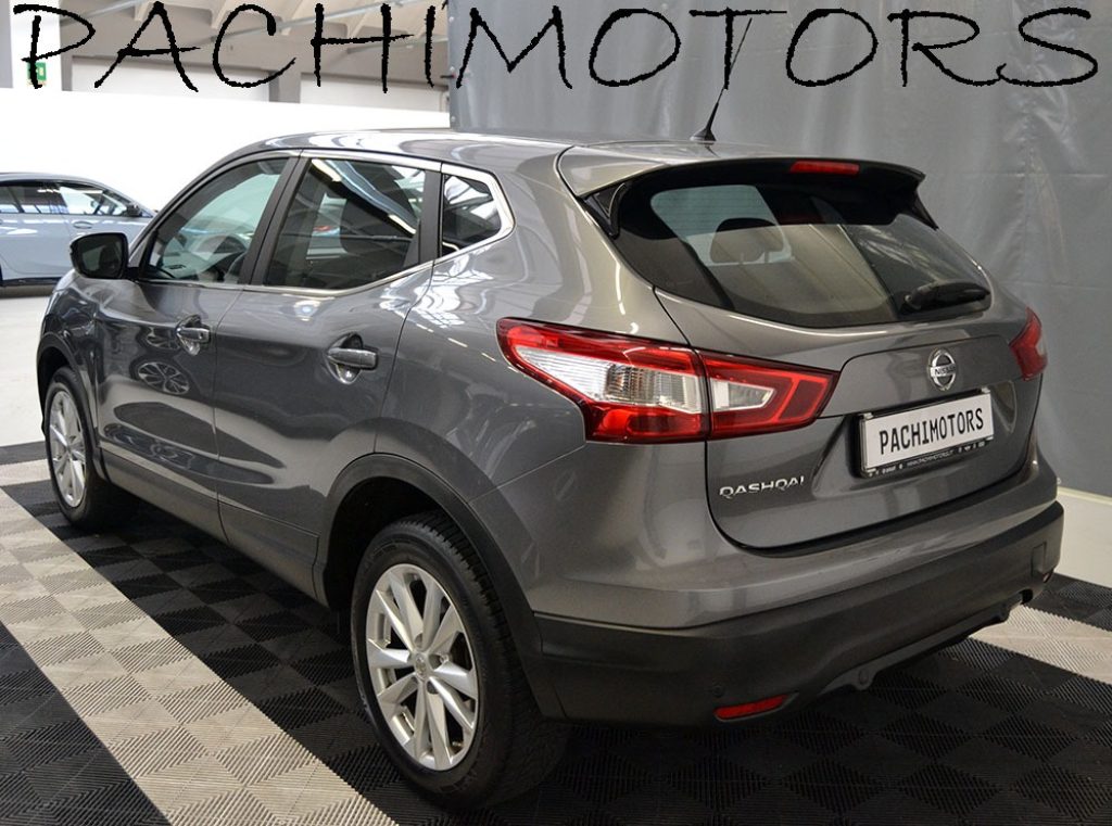 NISSAN Qashqai 1.2 DIG-T Tekna Navigatore Ok Neopatentati - 18