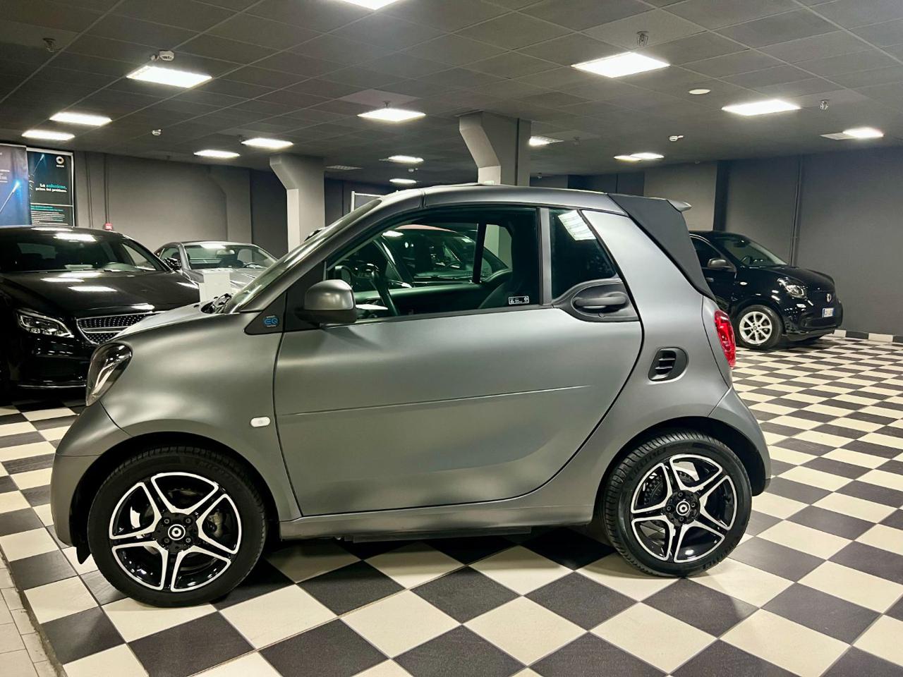 SMART ForTwo EQ CABRIO - 2