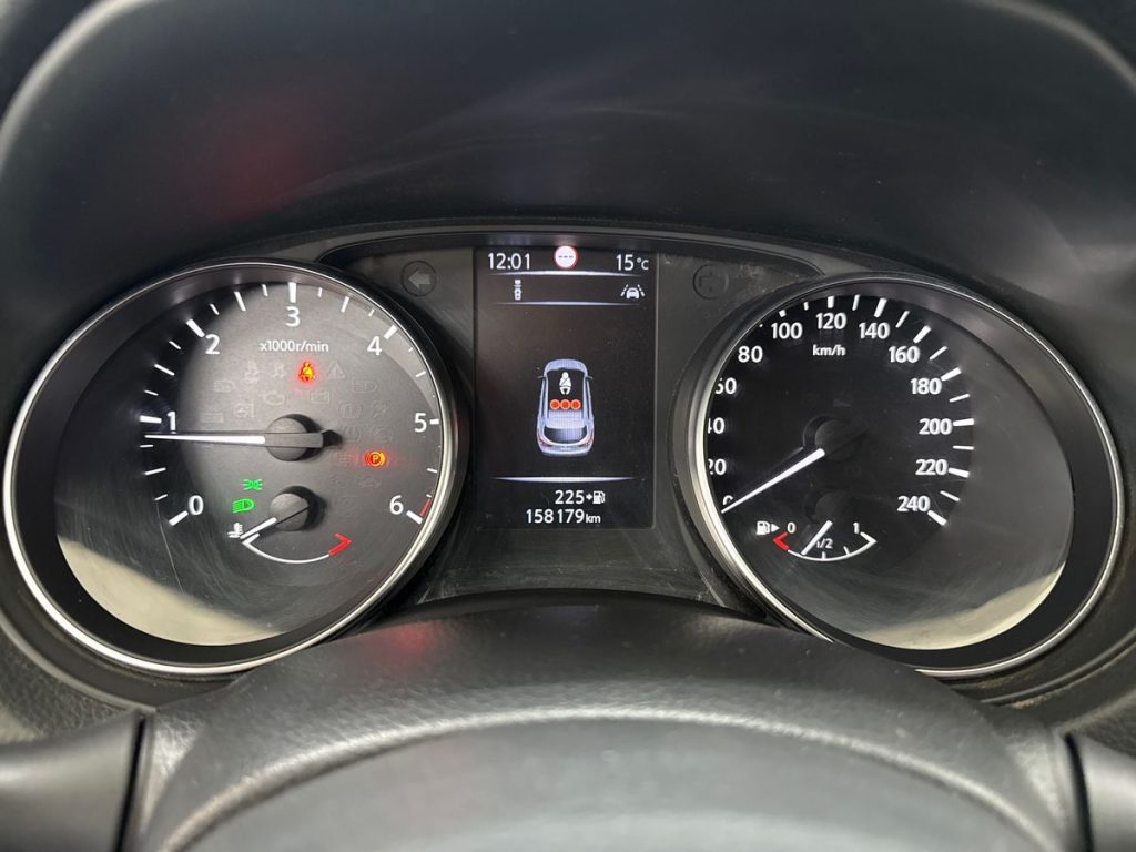 NISSAN Qashqai 1.5 dCi Business - 17