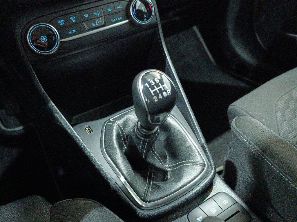 FORD Fiesta 1.0 Ecoboost Hybrid 125 CV 5 porte Titanium - 8