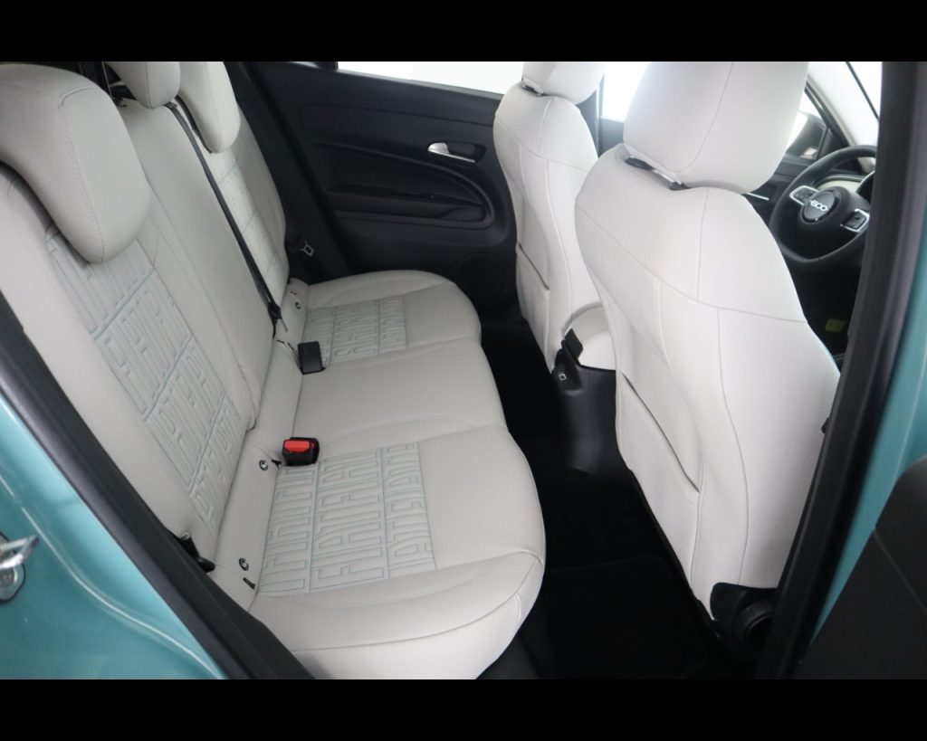 FIAT 600 1.2 hybrid La Prima 110cv auto - 18