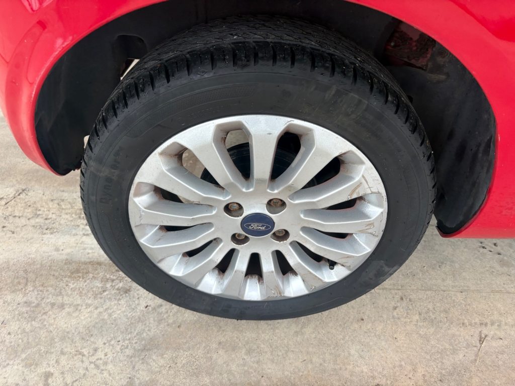 FORD Ka+ 1.2 EURO 6 Titanium OK NEOPATENTATI PRONTA CONS - 38