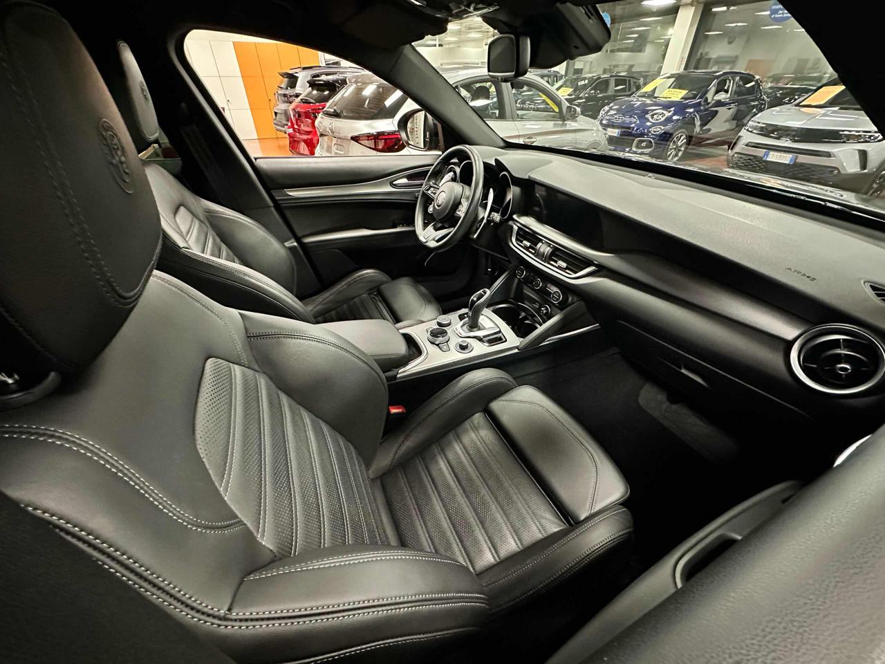 ALFA ROMEO Stelvio 2.2 Turbodiesel 210 CV AT8 Q4 Veloce - 9