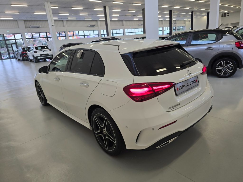 MERCEDES-BENZ A 200 d AMG Line Advanced Plus - 5