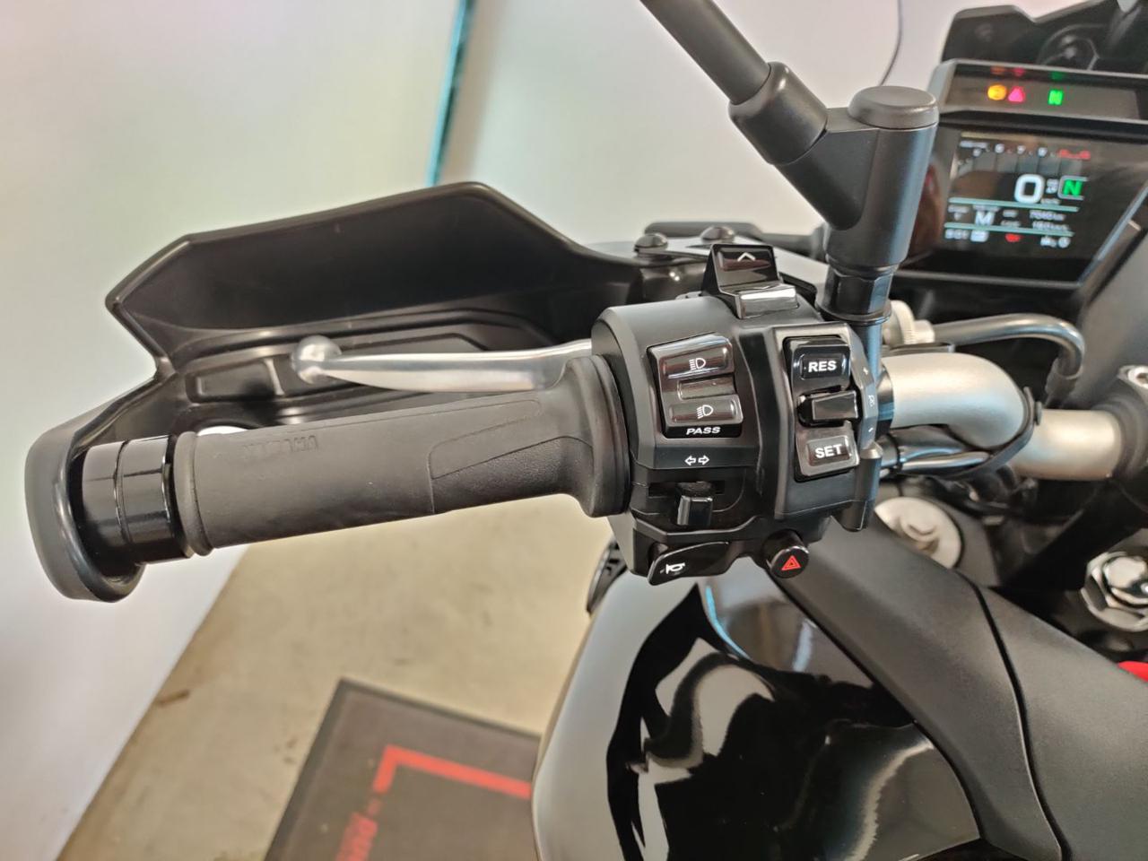 YAMAHA Tracer 09 BLACK - 12