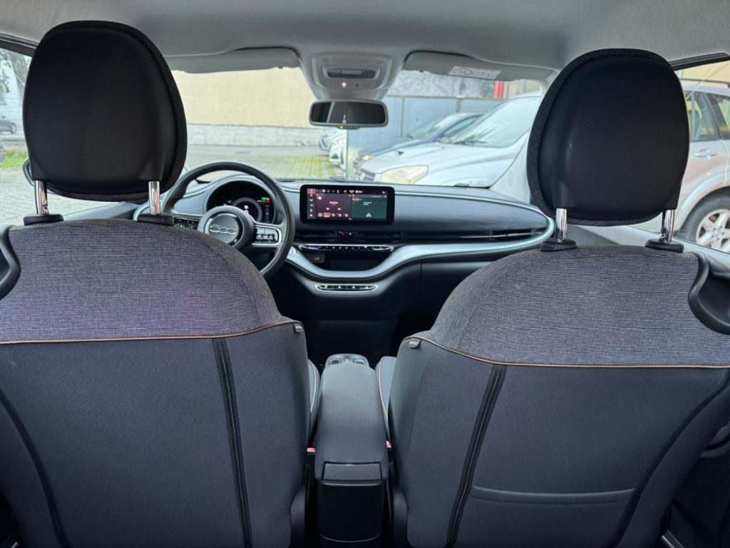 FIAT 500e Berlina 42 kWh Icon - 13