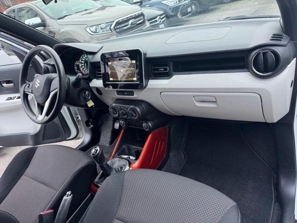 SUZUKI Ignis 1.2 Dualjet Top - 12