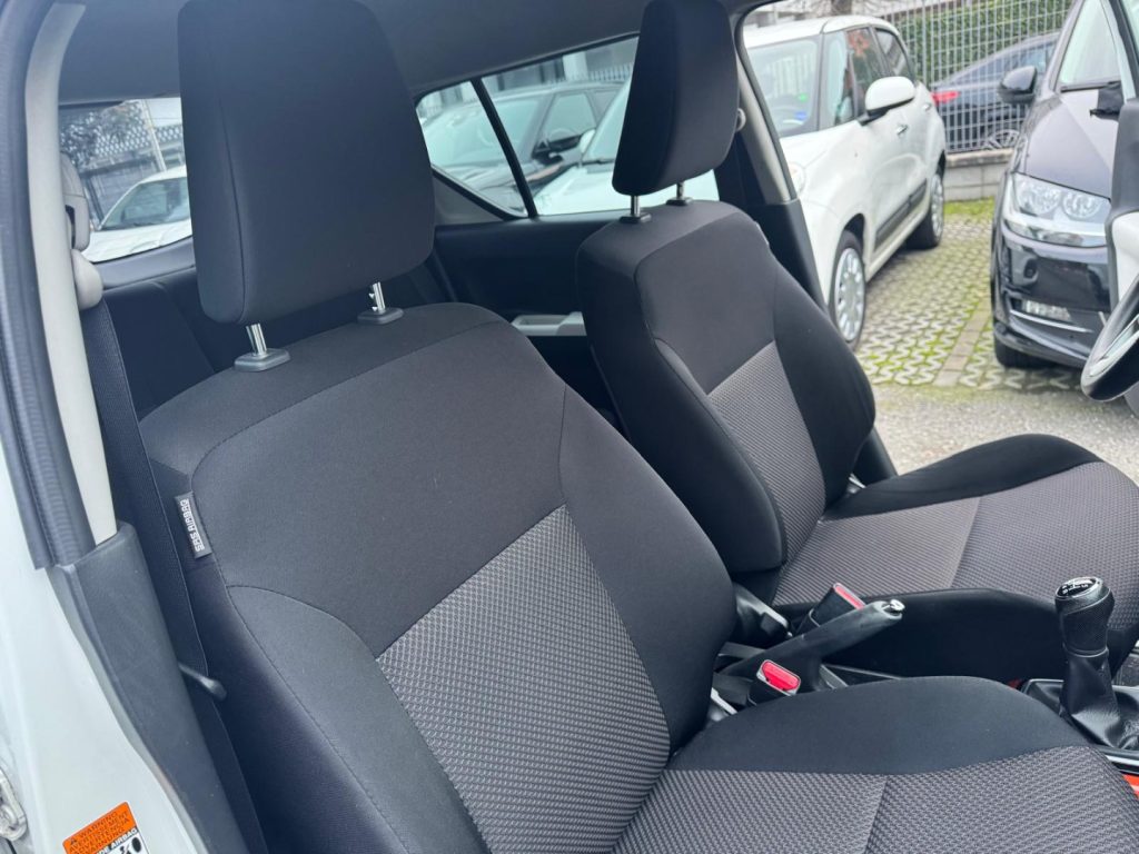 SUZUKI Ignis 1.2 Dualjet Top - 16
