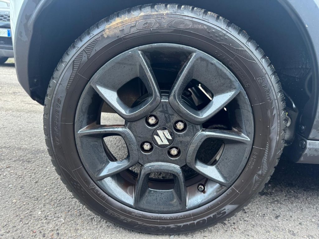 SUZUKI Ignis 1.2 Dualjet Top - 18