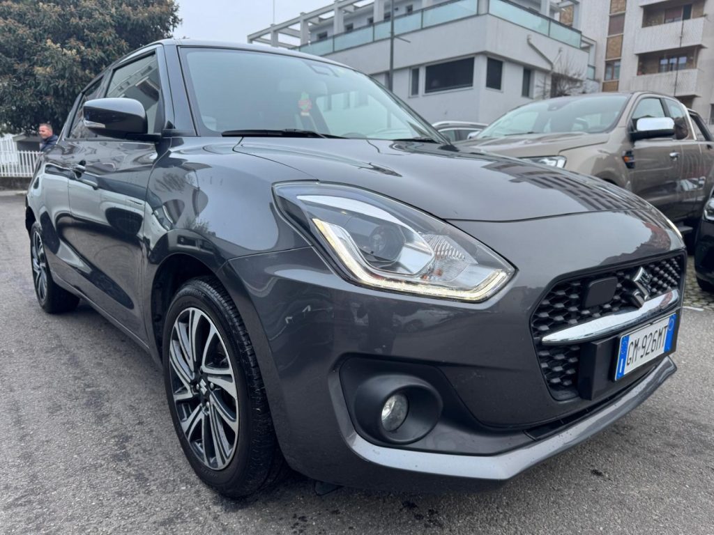 SUZUKI Swift 1.2 Hybrid Top - 2