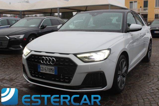 AUDI A1 Bianco pastello