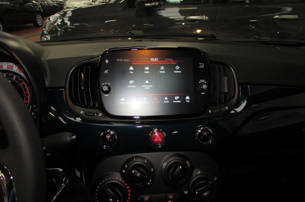 FIAT 500 1.0 Hybrid Dolcevita - 7
