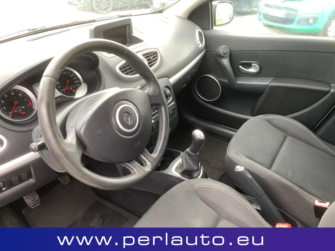 RENAULT Clio 1.2 16V 5 porte GPL Dynamique - 10