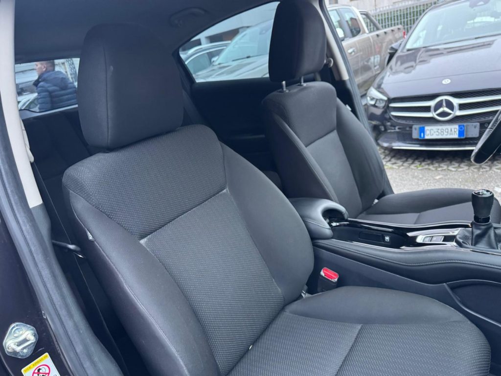 HONDA HR-V 1.6 i-DTEC Elegance Connect ADAS - 16