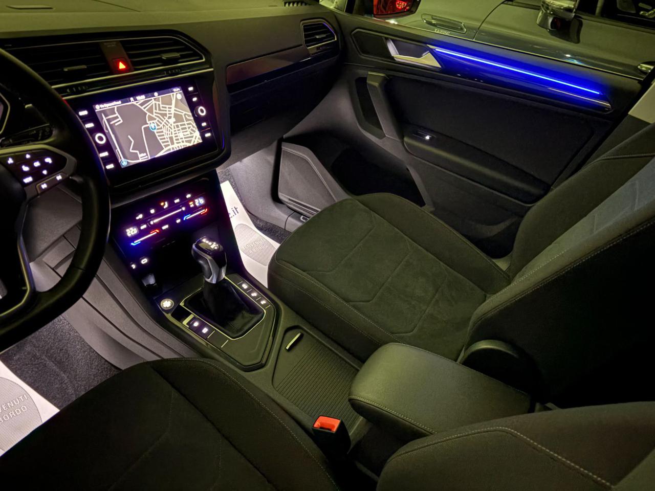 VOLKSWAGEN Tiguan 2.0 TDI 150 CV SCR DSG Elegance VIRTUAL - 33