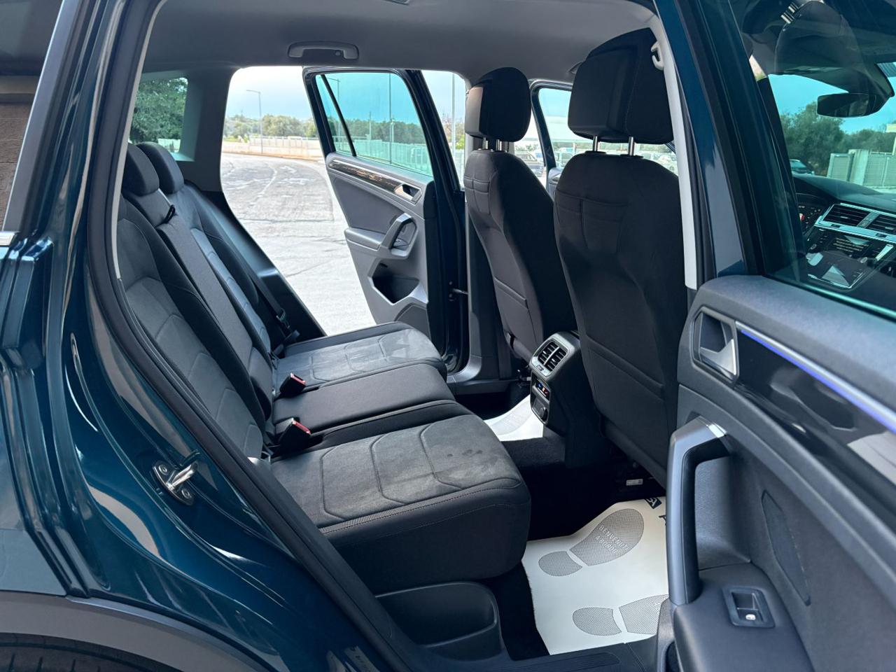 VOLKSWAGEN Tiguan 2.0 TDI 150 CV SCR DSG Elegance VIRTUAL - 10