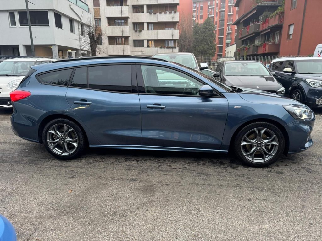 FORD Focus 1.0 EcoBoost 125 CV AUT. SW ST-Line - 5