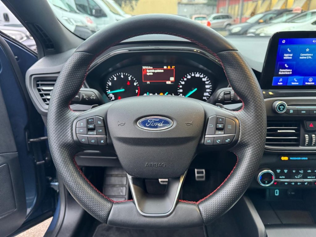 FORD Focus 1.0 EcoBoost 125 CV AUT. SW ST-Line - 9