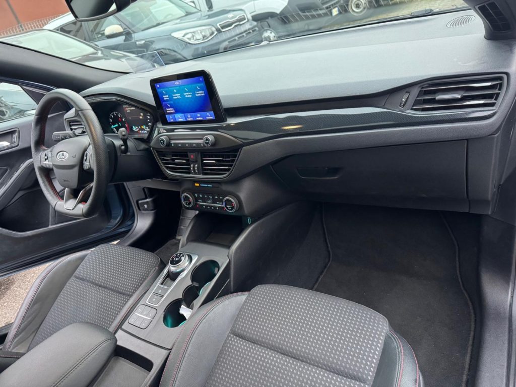 FORD Focus 1.0 EcoBoost 125 CV AUT. SW ST-Line - 13