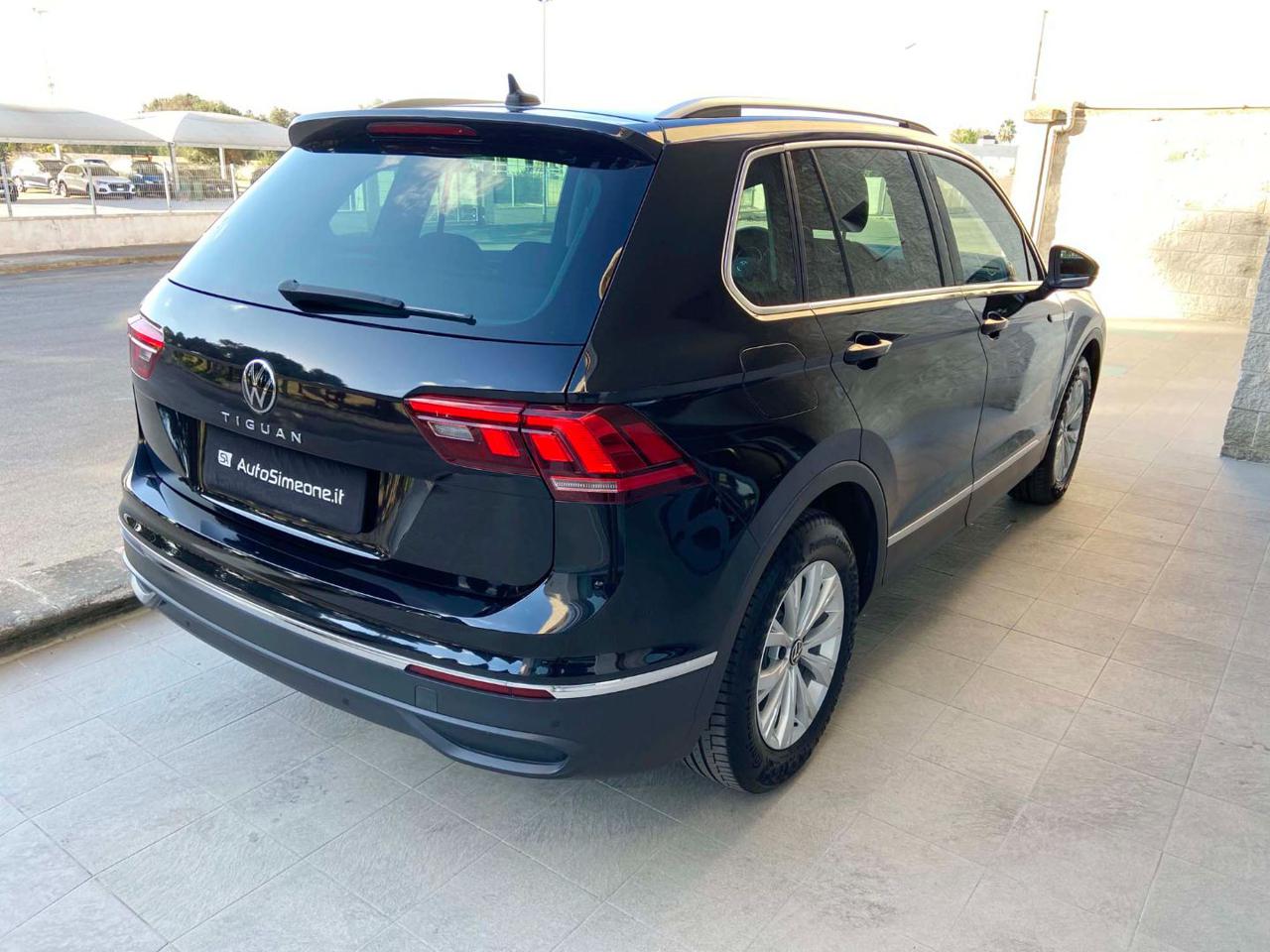 VOLKSWAGEN Tiguan 2.0 TDI 150 CV SCR DSG Life - 5