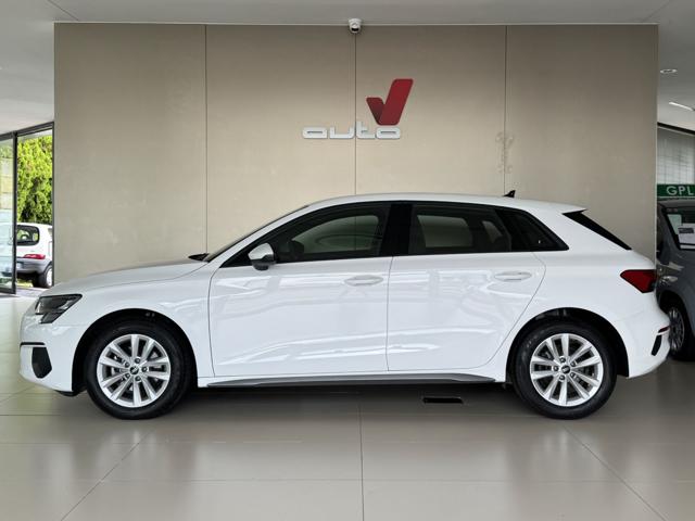 AUDI A3 Bianco pastello