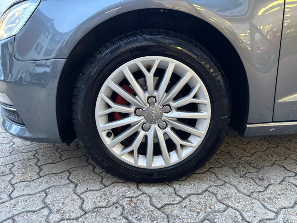 AUDI A3 2.0 TDI - 4