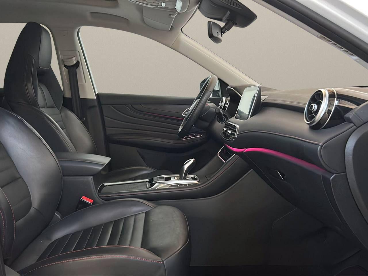 MG HS 1.5T-GDI AT Luxury - 13