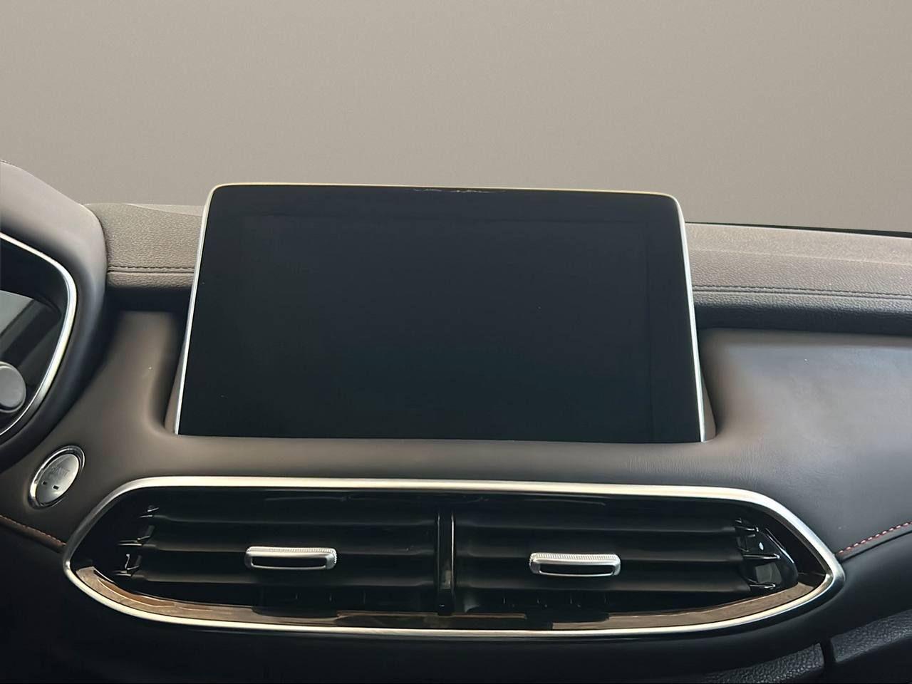 MG HS 1.5T-GDI AT Luxury - 25