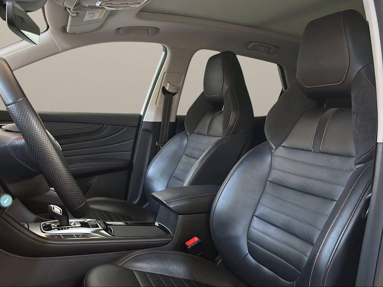 MG HS 1.5T-GDI AT Luxury - 10