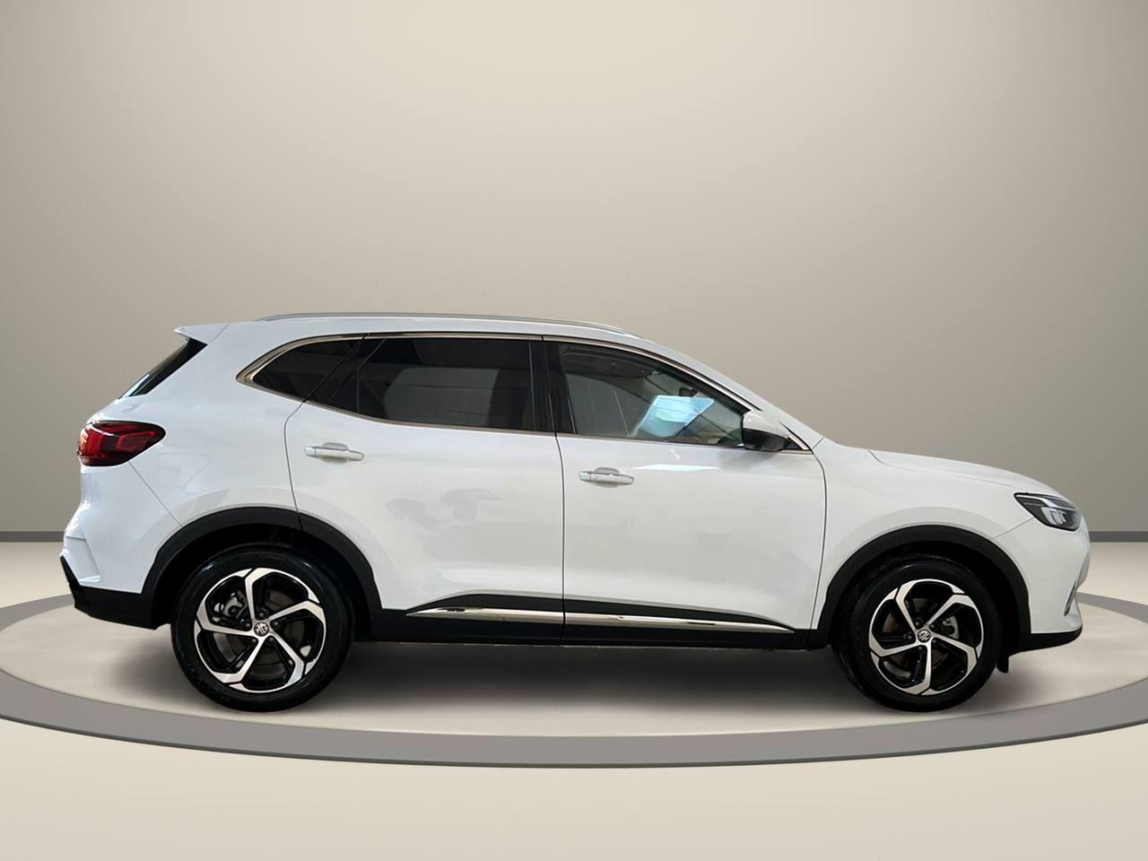 MG HS 1.5T-GDI AT Luxury - 4