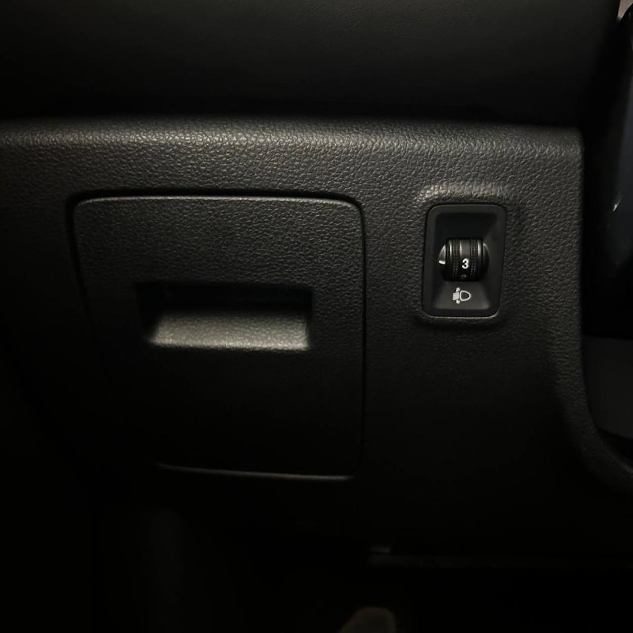 MG HS 1.5T-GDI AT Luxury - 36