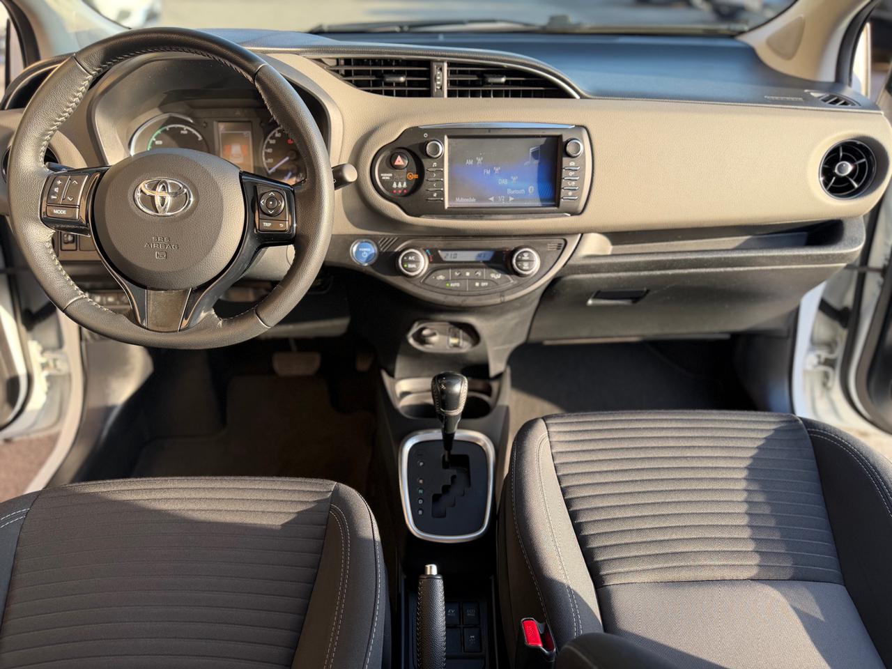 TOYOTA Yaris 1.5 Hybrid 5 porte Business (NESSUN VINCOLO) - 10