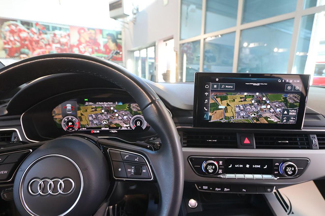 AUDI A4 35 TDI S-Tronic S-Line - 33