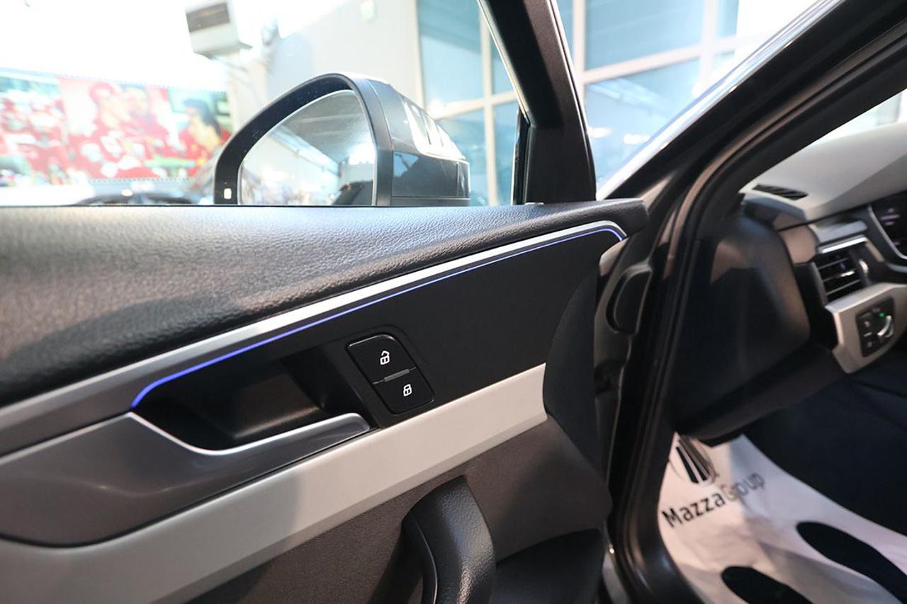 AUDI A4 35 TDI S-Tronic S-Line - 39