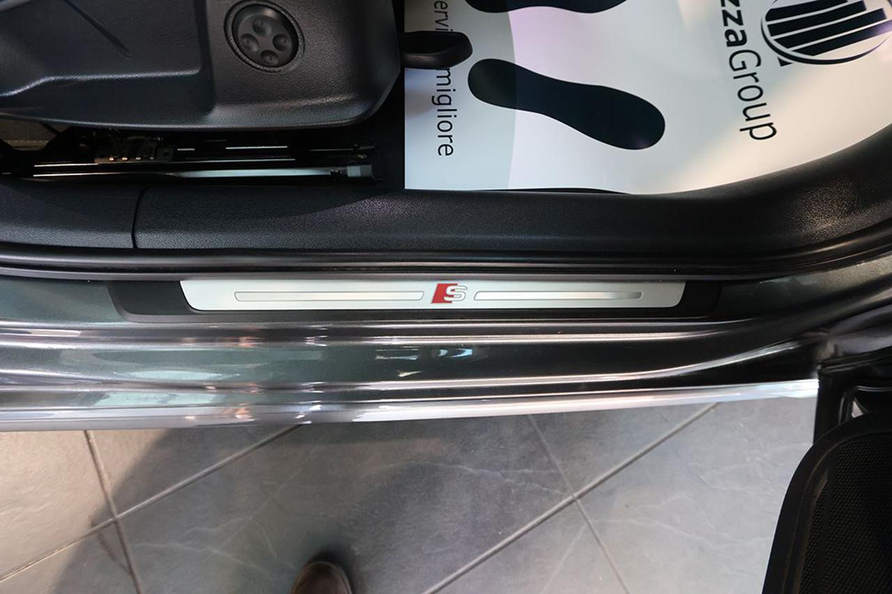 AUDI A4 35 TDI S-Tronic S-Line - 41