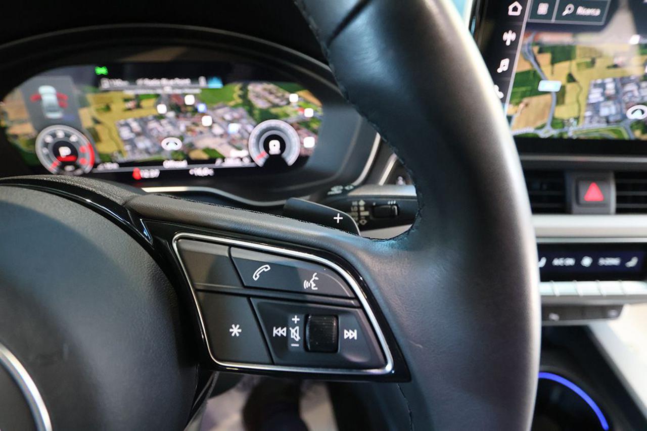 AUDI A4 35 TDI S-Tronic S-Line - 21