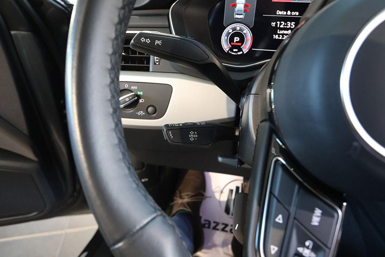 AUDI A4 35 TDI S-Tronic S-Line - 22