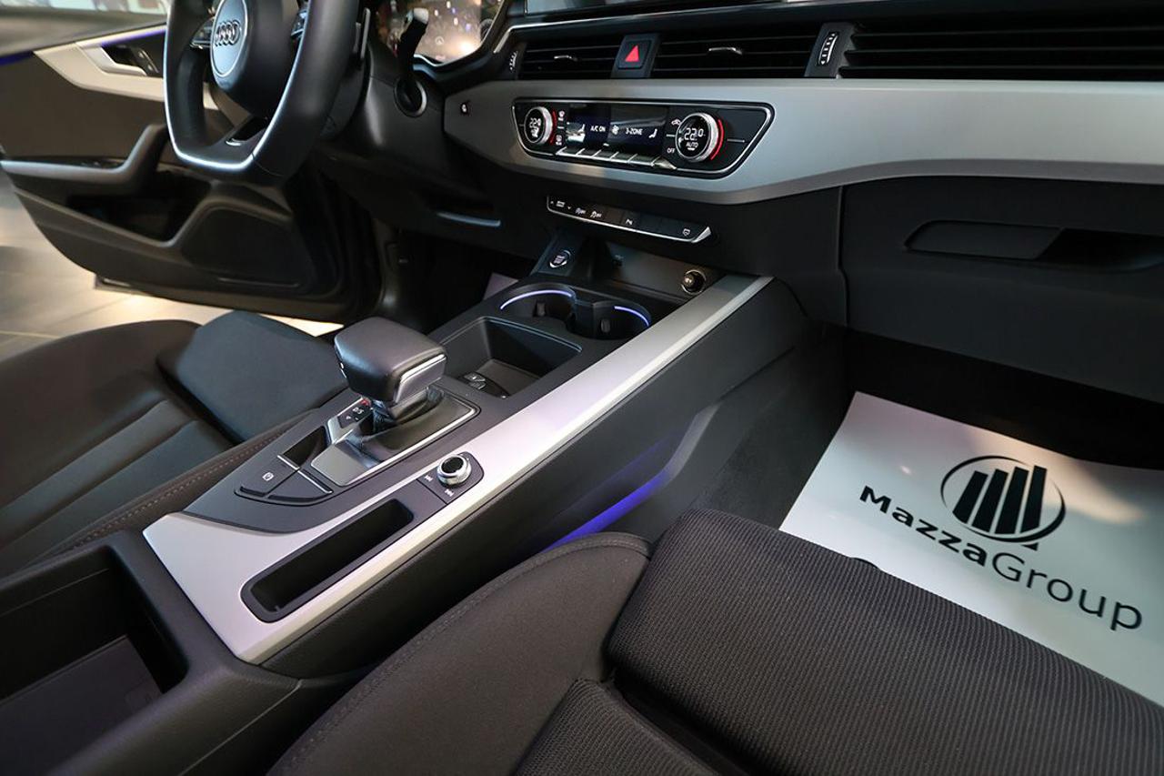 AUDI A4 35 TDI S-Tronic S-Line - 34