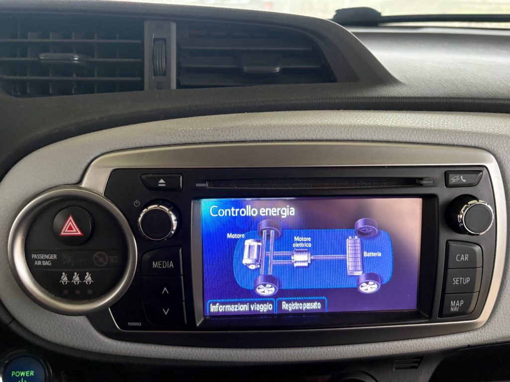 TOYOTA Yaris 1.5 IBRIDA OK NEOP PRONTA CONSEGNA - 22