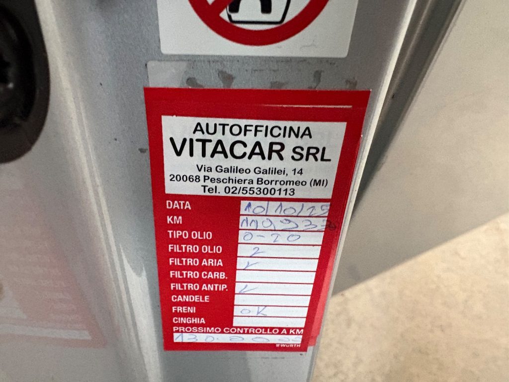 TOYOTA Yaris 1.5 IBRIDA OK NEOP PRONTA CONSEGNA - 25