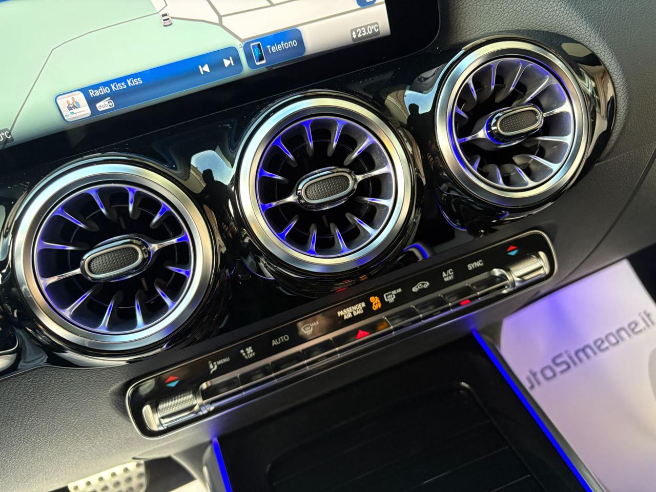 MERCEDES-BENZ B 180 d Automatic AMG Line Premium Pack Night - 42