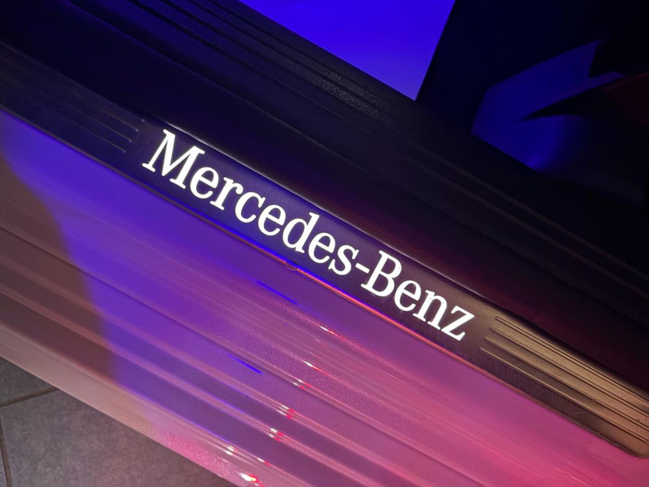 MERCEDES-BENZ B 180 d Automatic AMG Line Premium Pack Night - 19