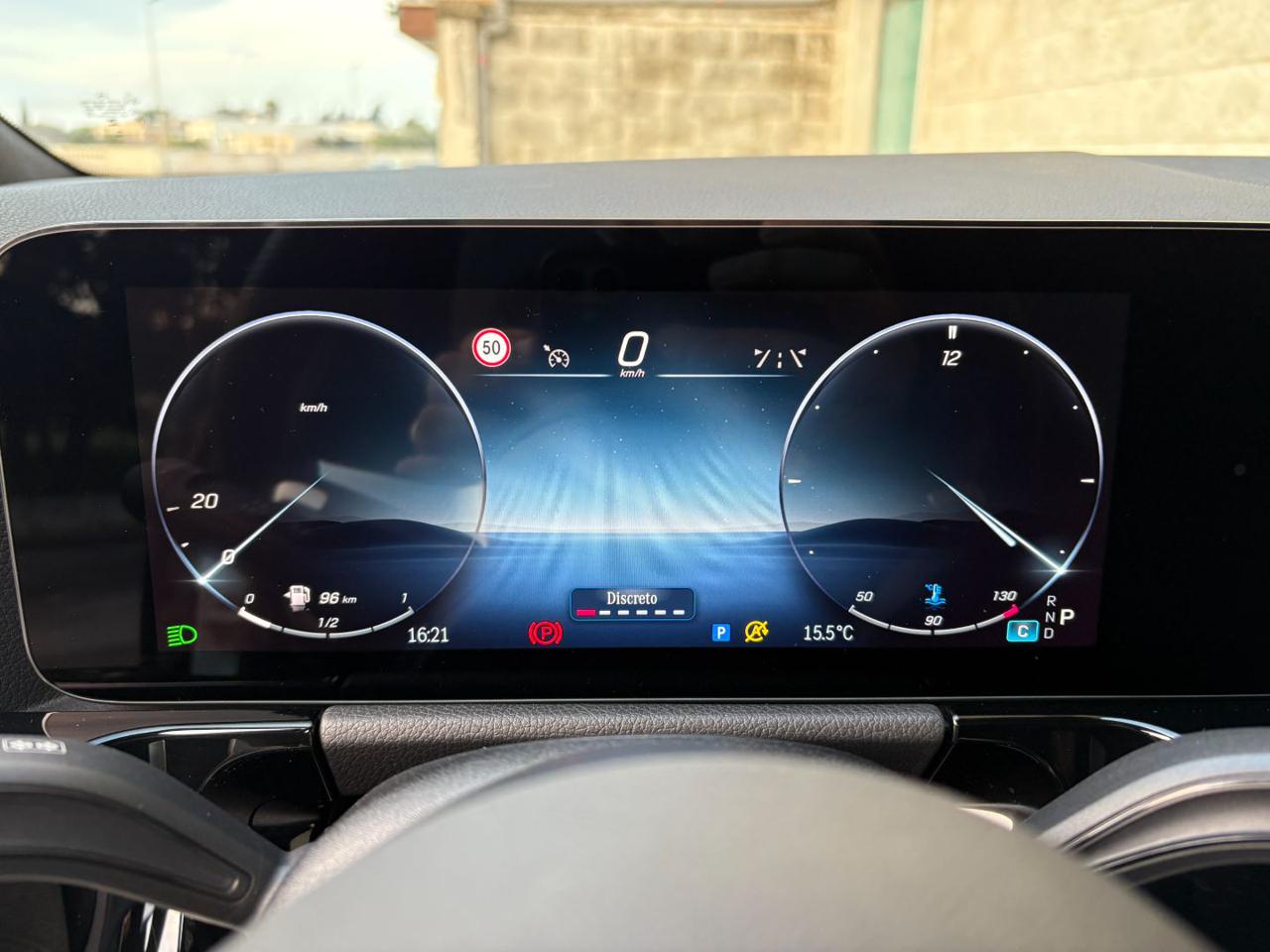 MERCEDES-BENZ B 180 d Automatic AMG Line Premium Pack Night - 29