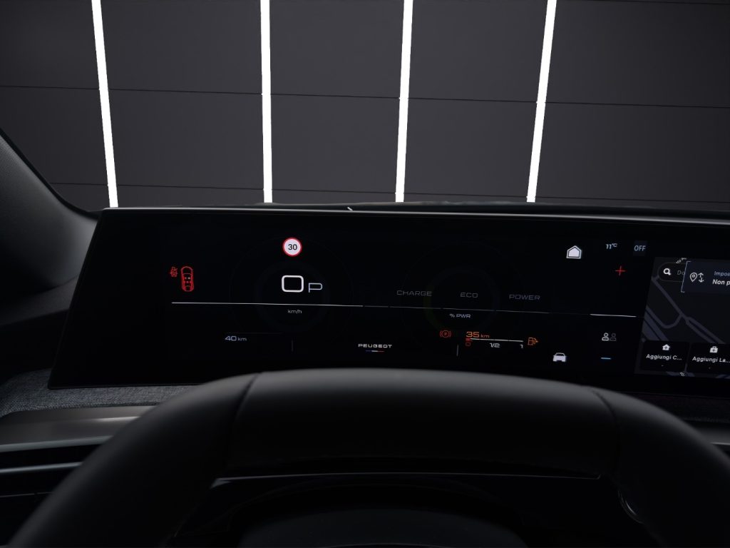 PEUGEOT 3008 Hybrid 145 e-DCS6 Allure - 11