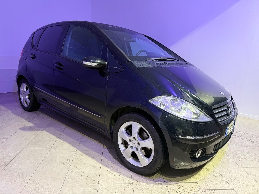 MERCEDES-BENZ A 170 Avantgarde - 2